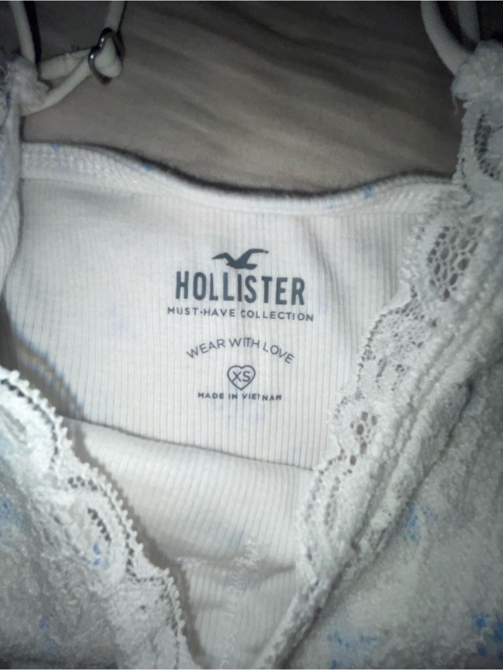 Hollister White Cami with Light Blue Floral Print and Lace Trim - Picture 2 of 2